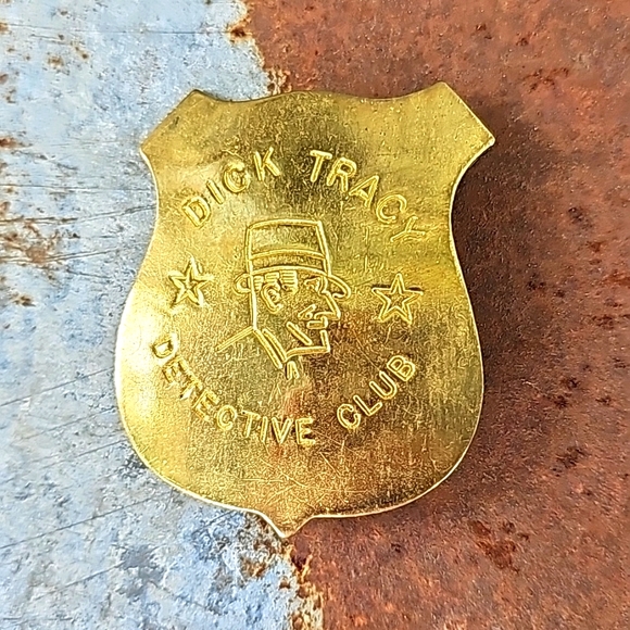 VINTAGE Dick Tracy Detective Club Badge - Picture 1 of 10